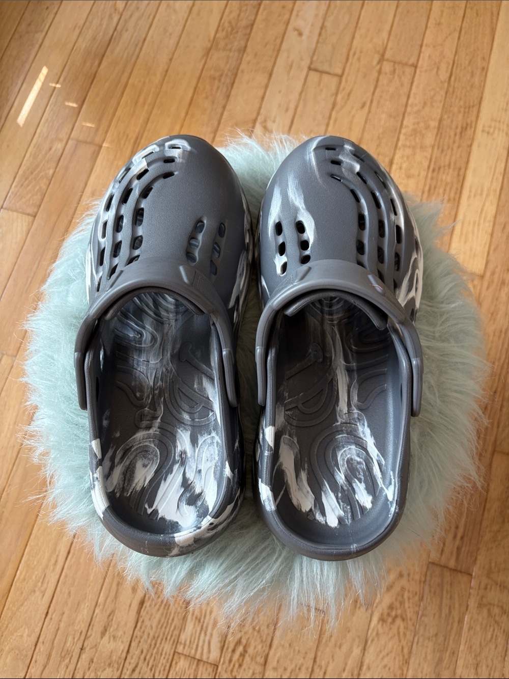 Adult Gray Marble-Print Slip-On Clog
